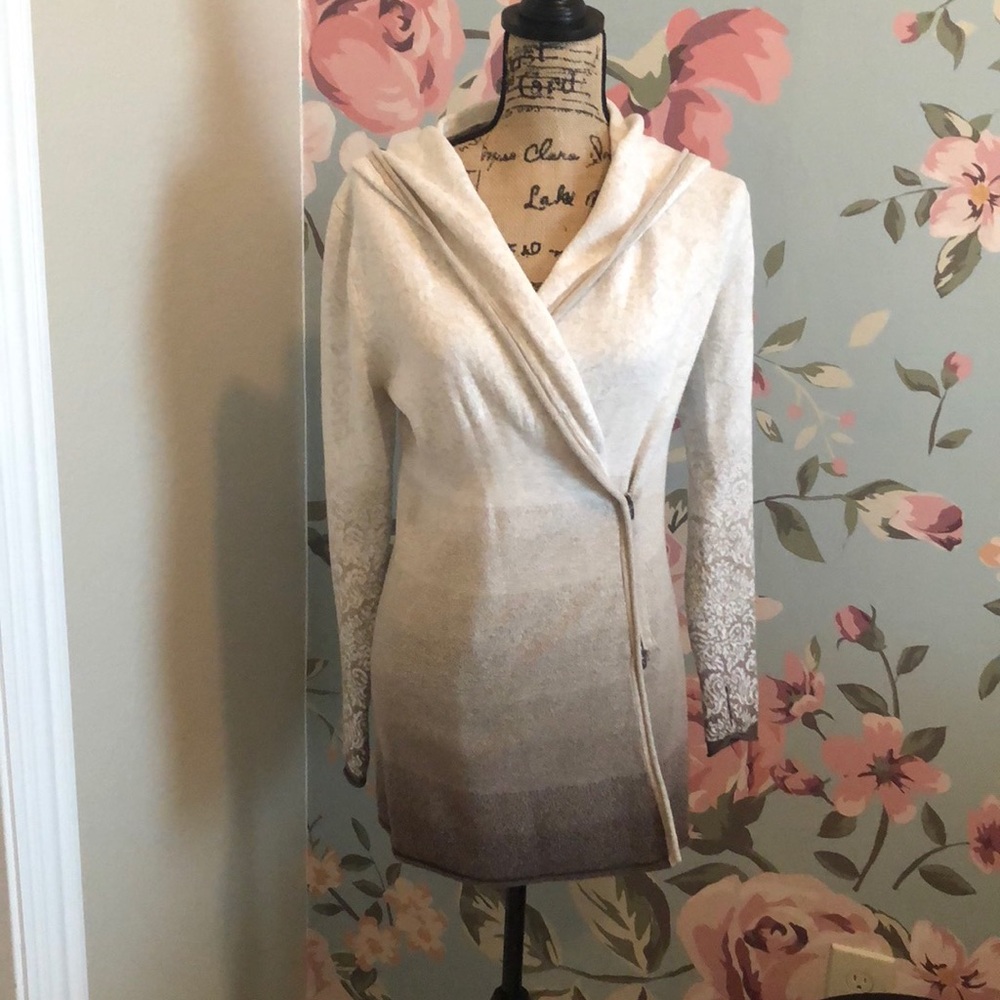 Athleta hoodie sweater